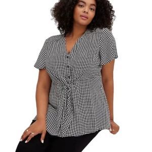 Torrid Black and White Houndstooth Blouse